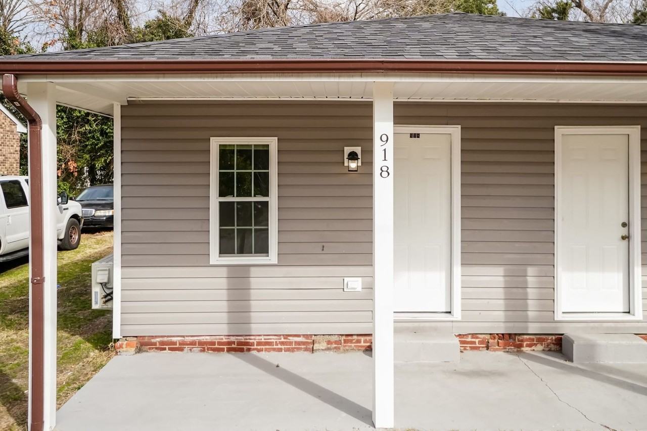 918 Star St - Photo 4 of 17