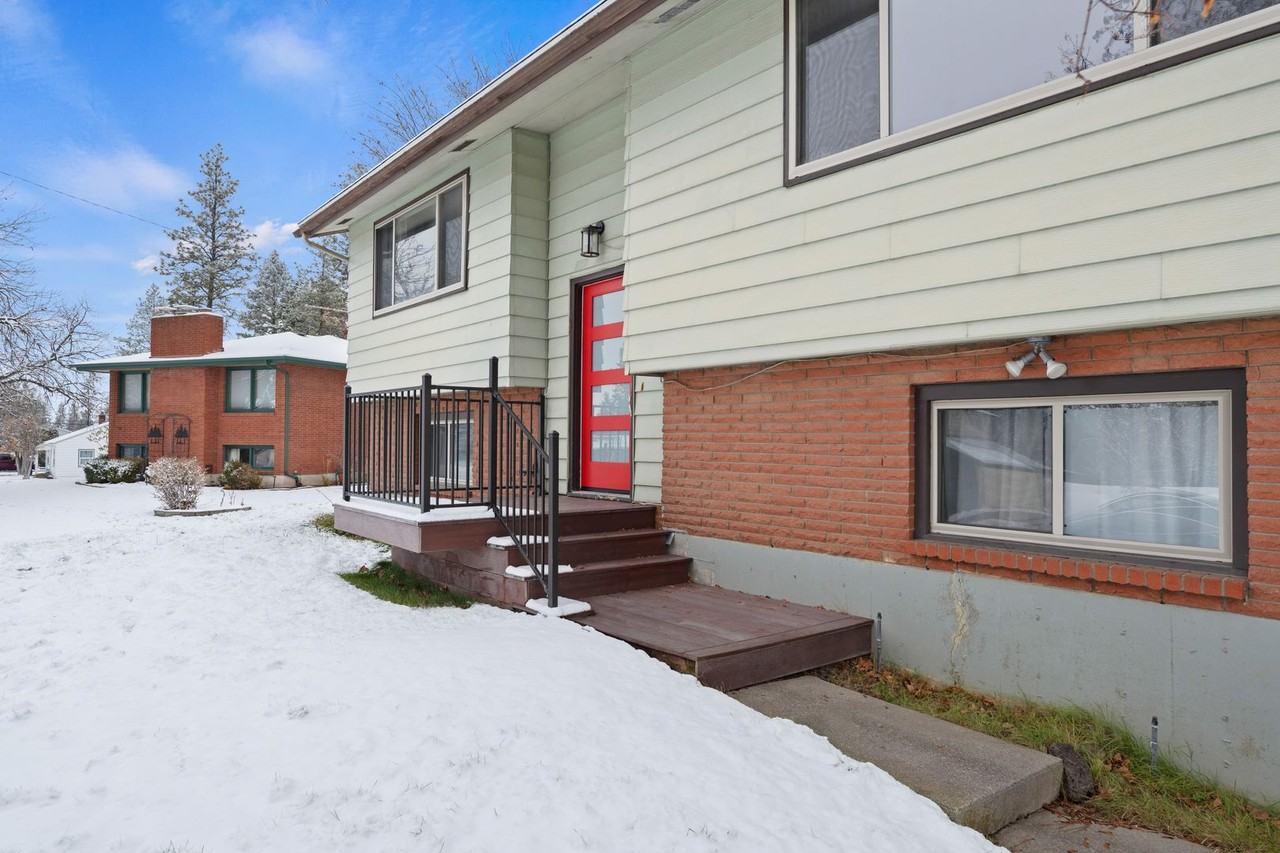 620 N Minnie St - Photo 3 of 43