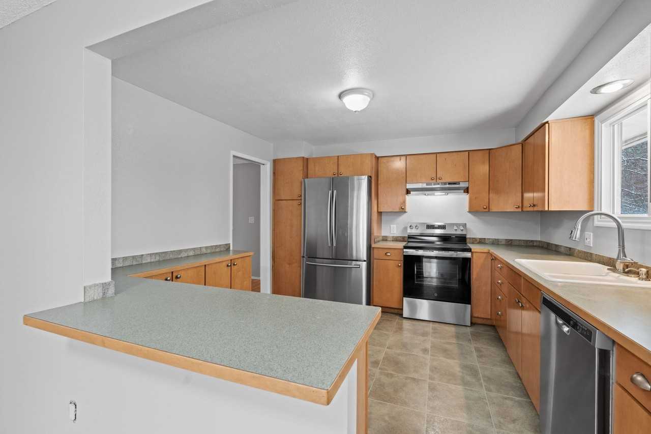 620 N Minnie St - Photo 7 of 43