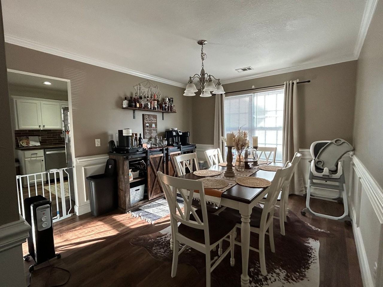 1548 Bradley Blvd - Photo 6 of 30