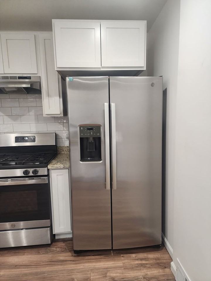 8211 Brinsmade Ave - Photo 7 of 19