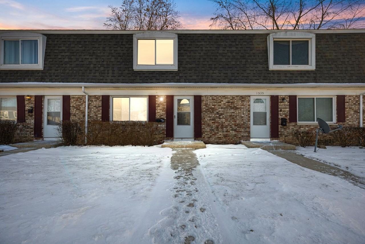 1533 Mckool Ave - Photo 5 of 19