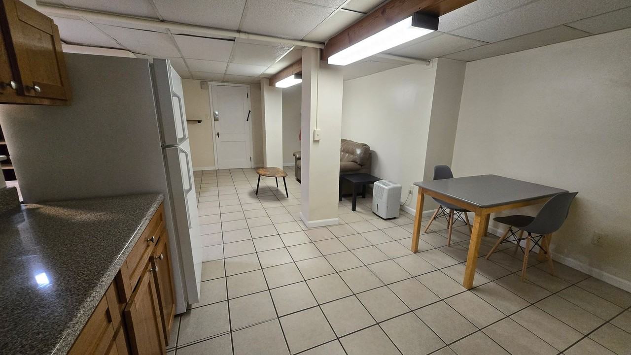 111 Blair Street - Photo 4 of 22
