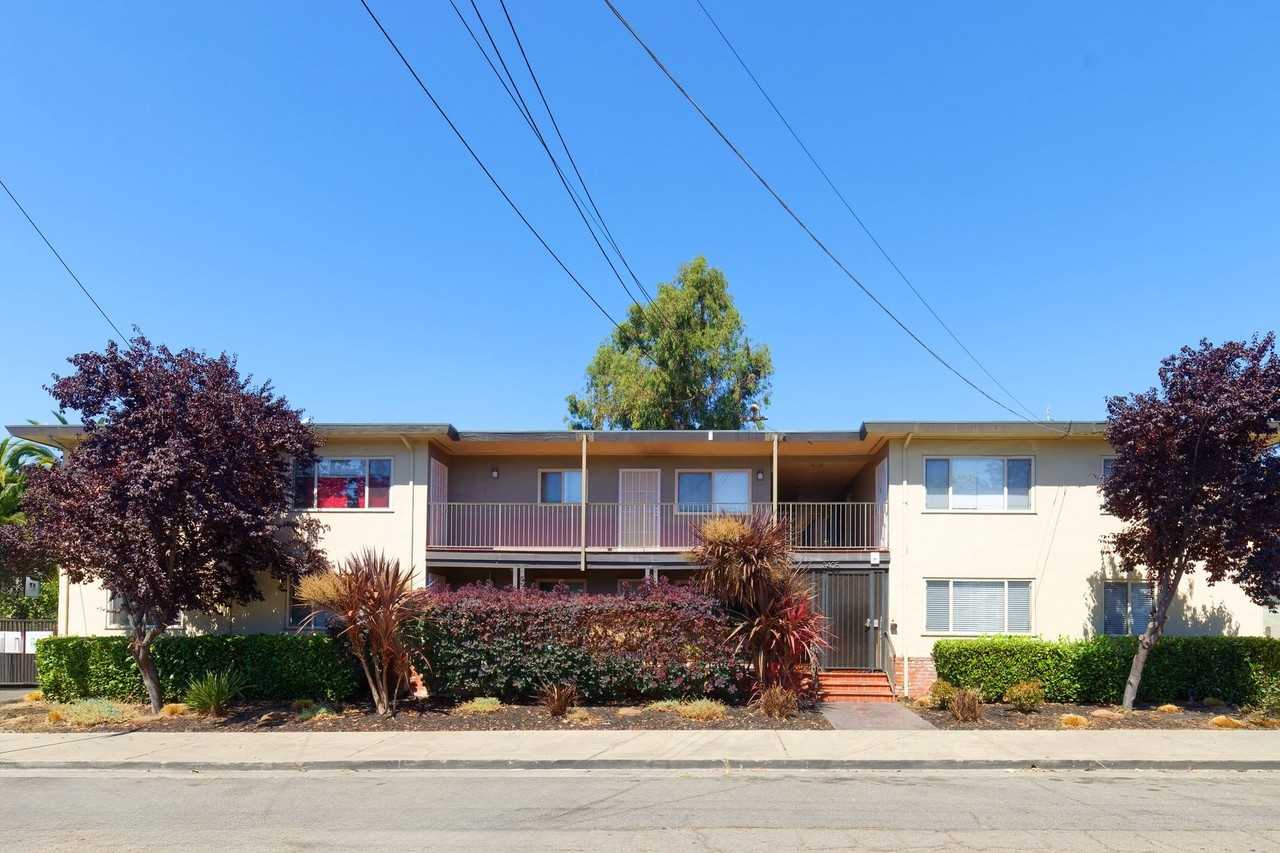 Dimond Ave - Photo 2 of 6