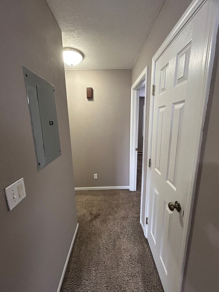 Pembroke - Photo 7 of 17