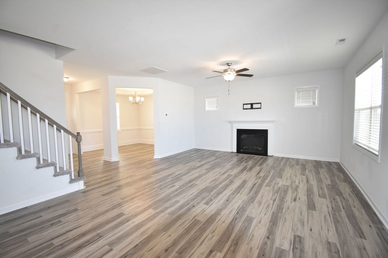 496 Weston Woods St - Photo 7 of 35