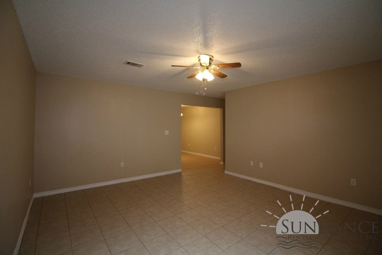 1204 W Edney Ave - Photo 2 of 15