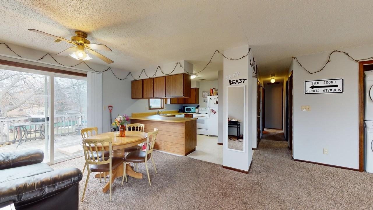 1240 Michigan Ave - Photo 7 of 20