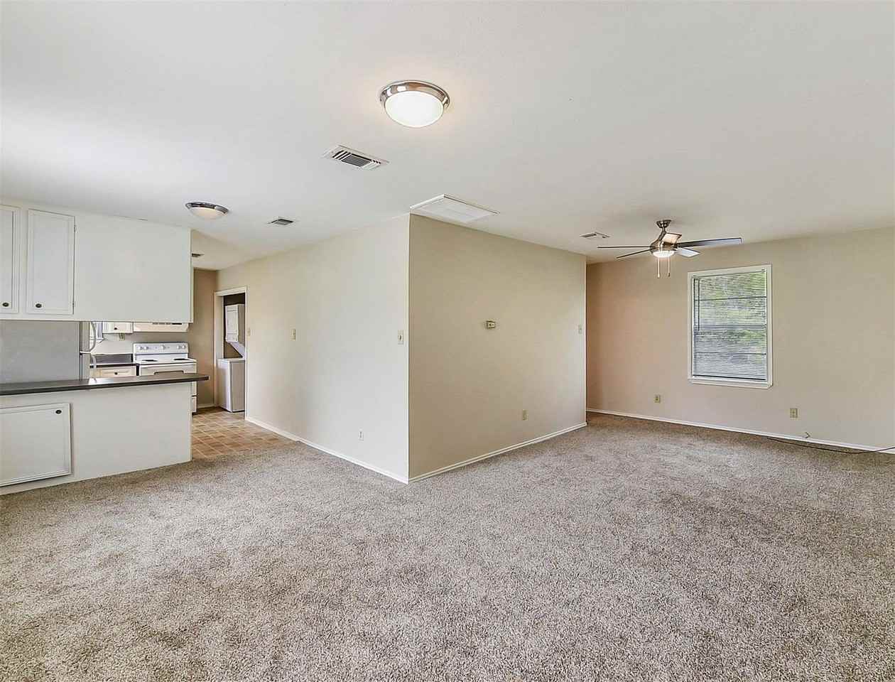 7357 1/2 Brace St - Photo 4 of 13