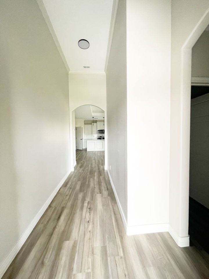 11505 Willow Weep - Photo 2 of 16