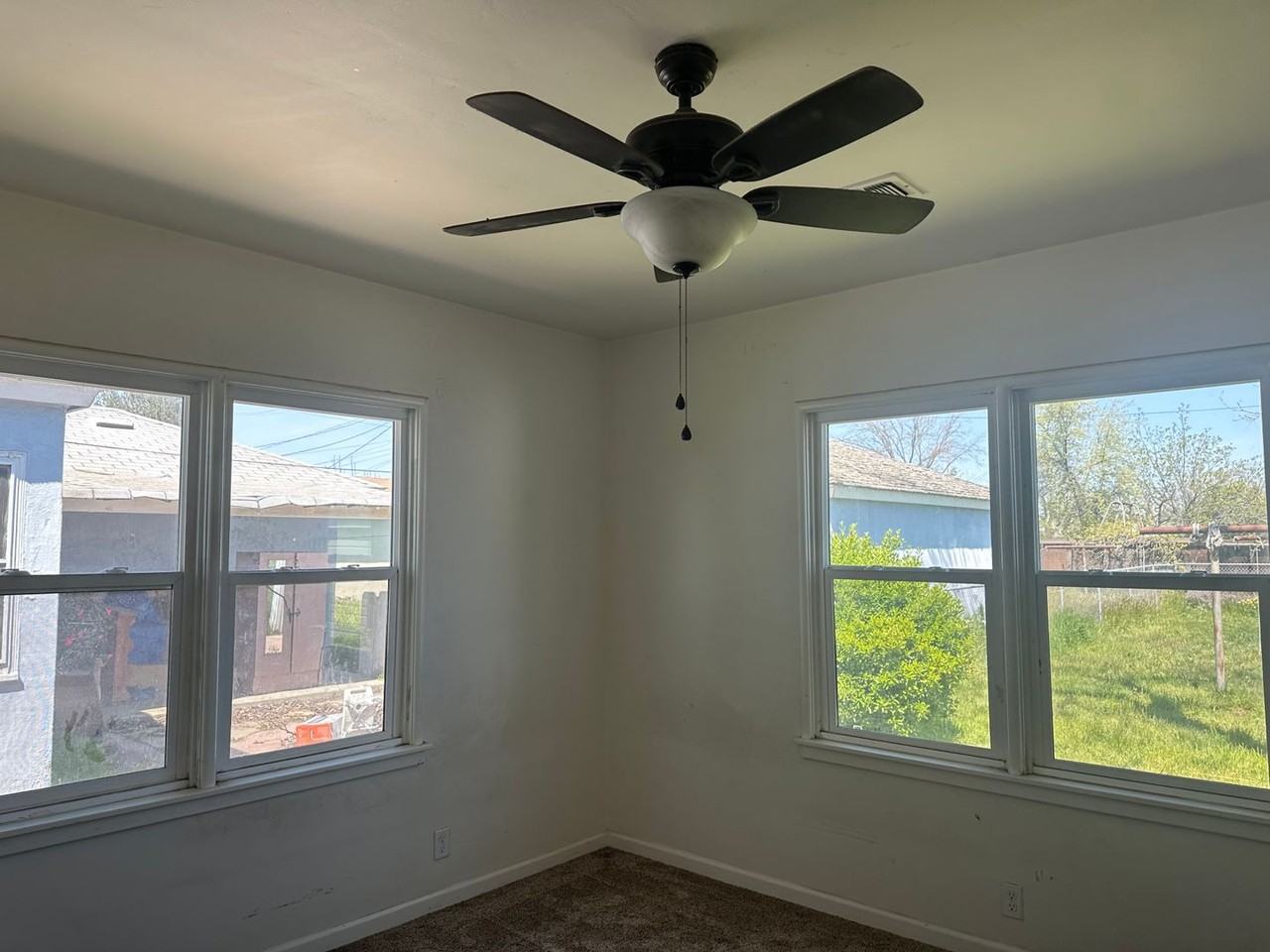 606 W Florinda St - Photo 6 of 7