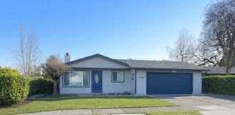 4930 Song Sparrow St Ne - Photo 1 of 1