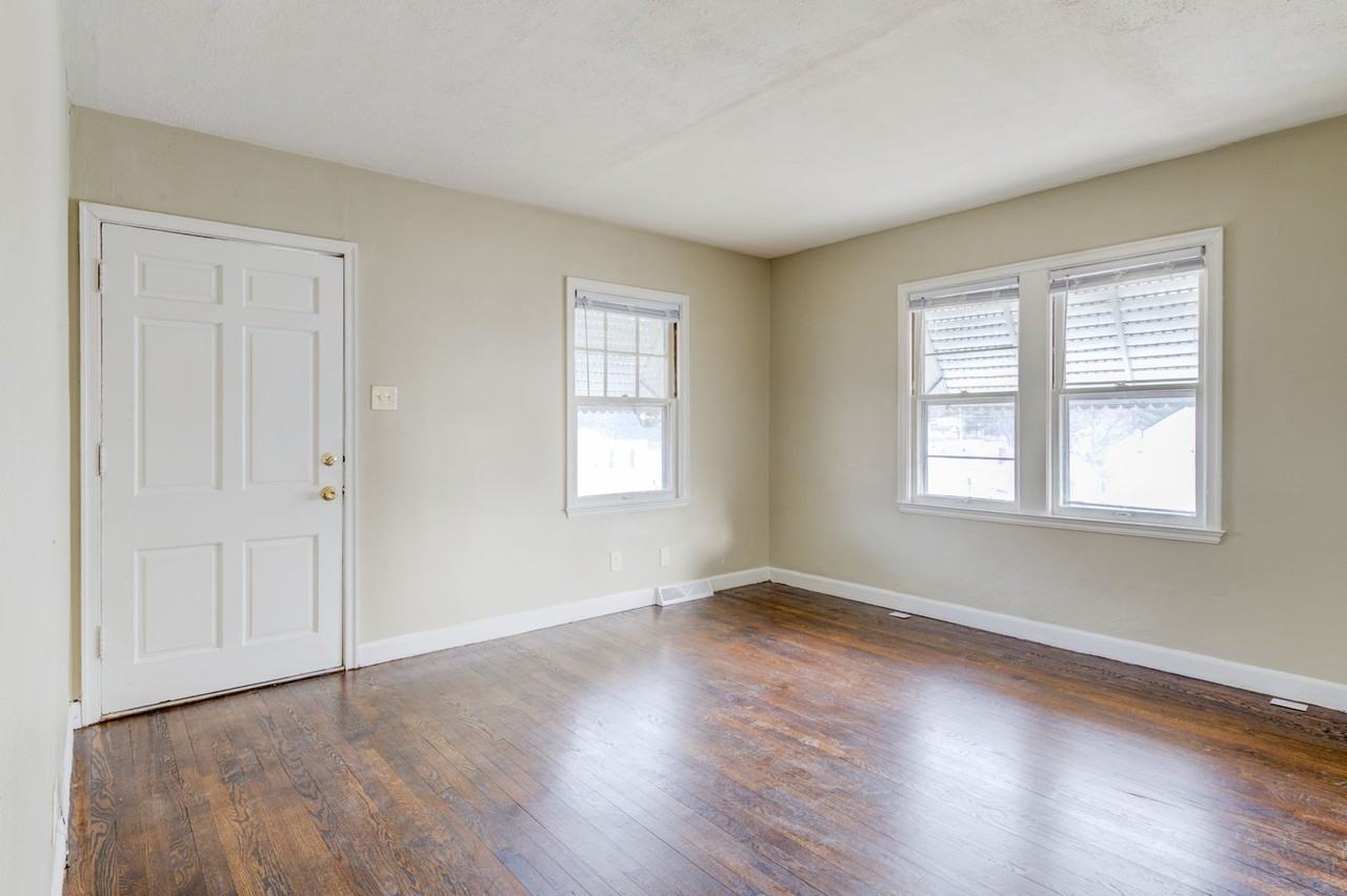 7724 Horatio Dr - Photo 2 of 23