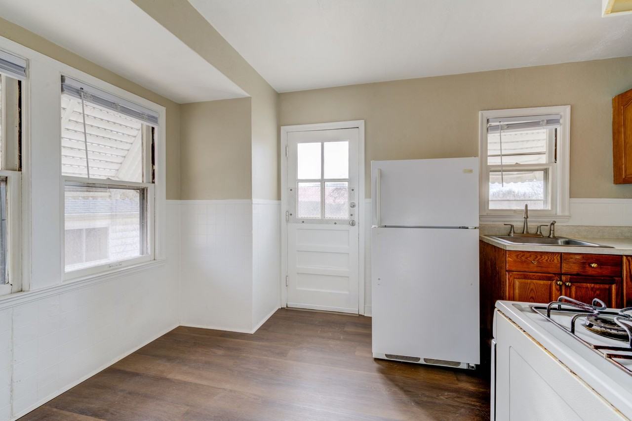 7724 Horatio Dr - Photo 6 of 23