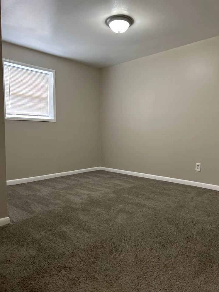 5257 Chantilly Ter - Photo 2 of 12