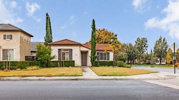 featured image of 1898 N Highland Ave