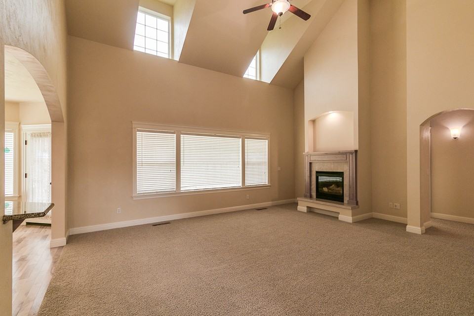 2457 Crowther Dr - Photo 6 of 27