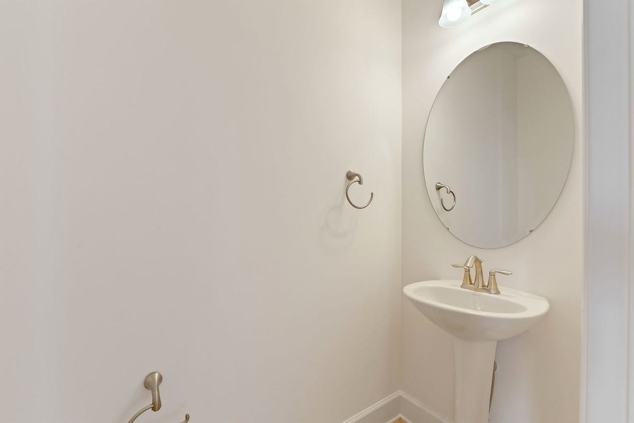 257 Homestead Dr - Photo 5 of 11