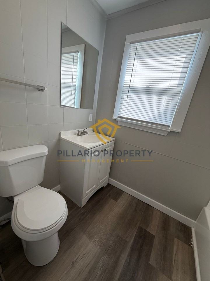 503 Park Ave - Photo 5 of 22