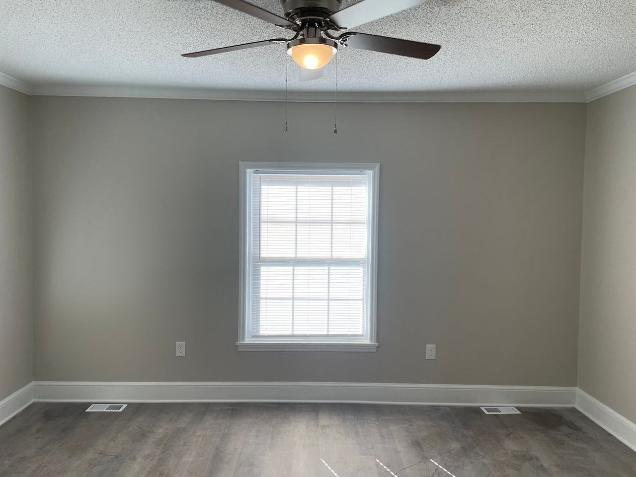 631 Junia Ave - Photo 2 of 11