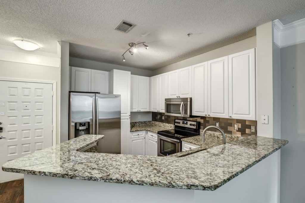 10 Perimeter Summit Blvd Ne - Photo 2 of 33