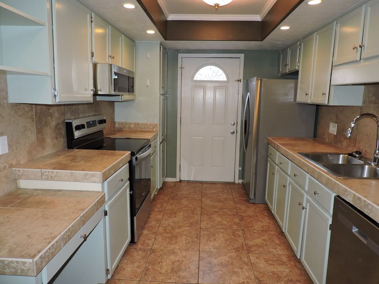 3510 Parkwood Ave - Photo 6 of 19