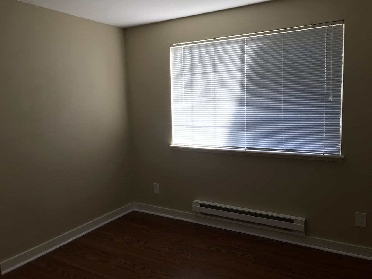 16817 Larch Way #B101 - Photo 6 of 11