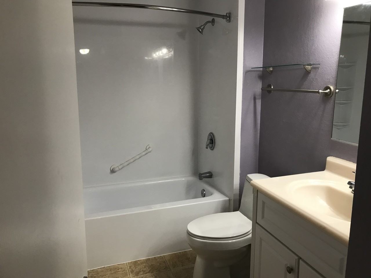 16817 Larch Way #B101 - Photo 7 of 11