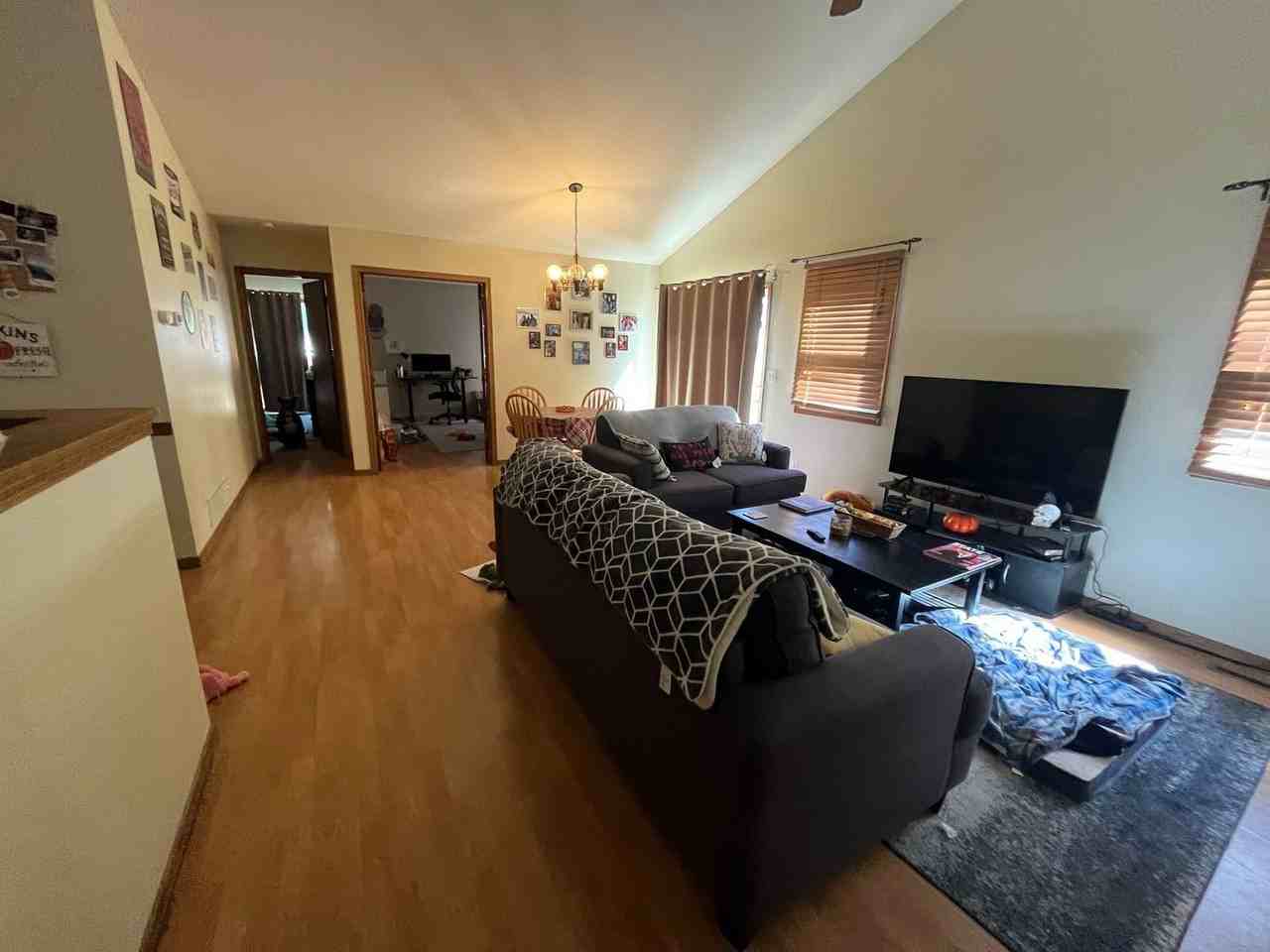 5530 Fossil Ridge Dr W - Photo 3 of 13