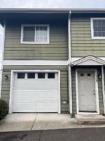 featured image of 1068 Spring St