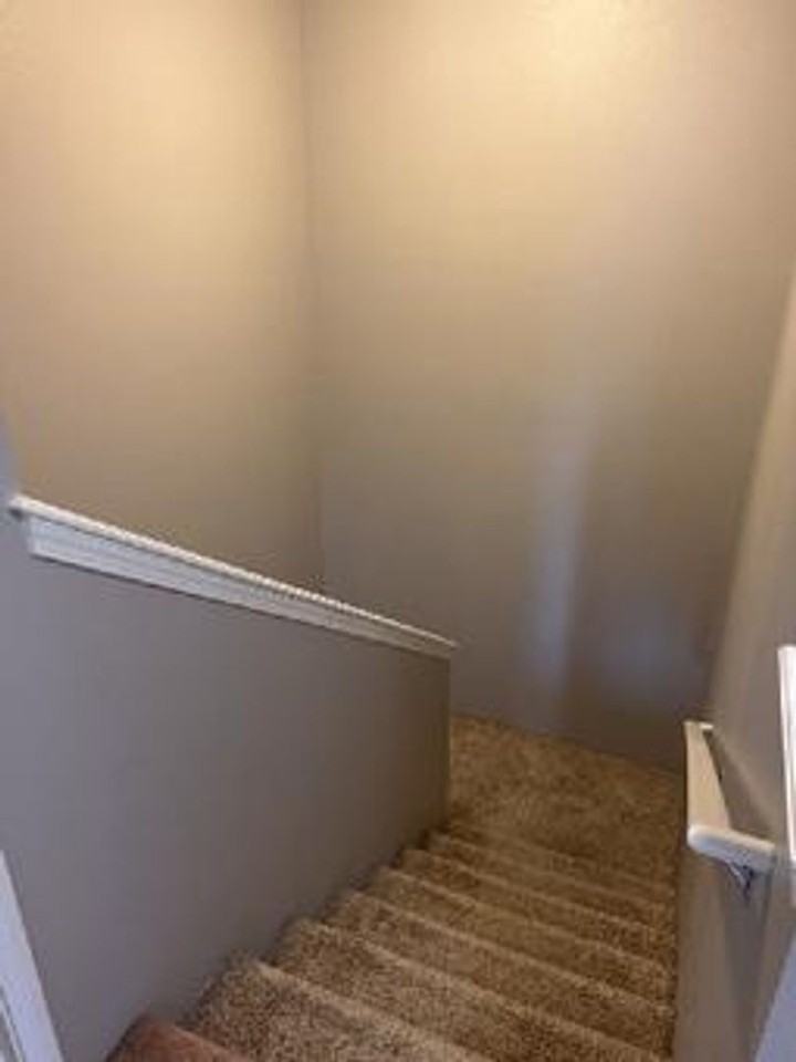 1068 Spring St - Photo 4 of 10