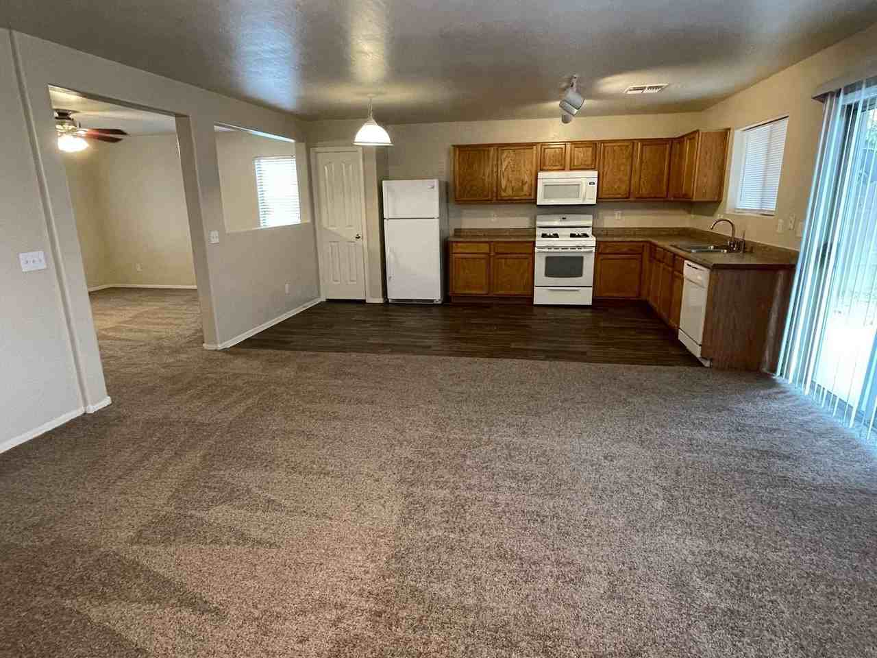 44777 W Balboa Dr - Photo 4 of 29