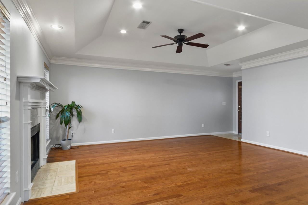 2013 Fox Ridge Rd - Photo 7 of 37