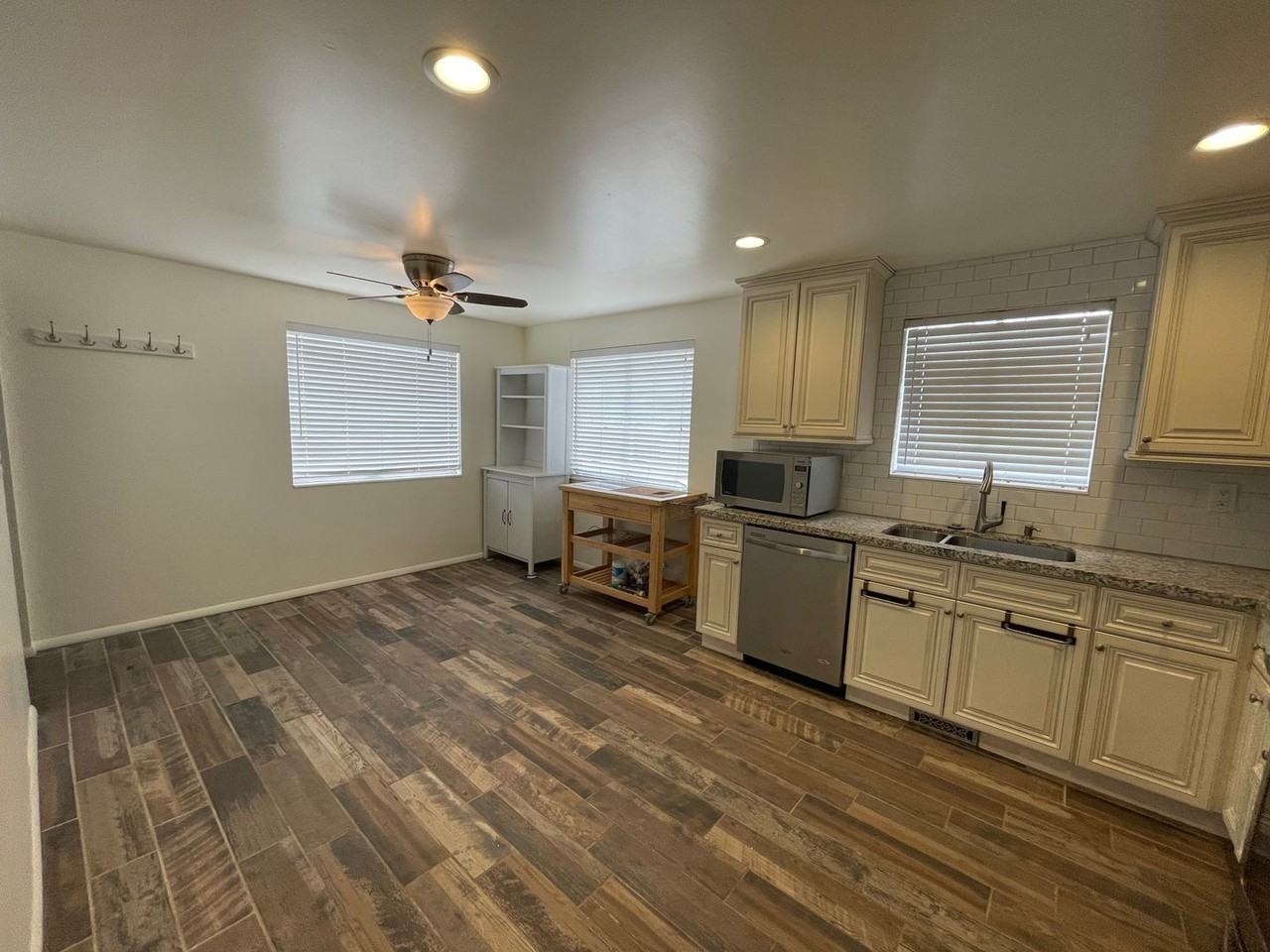 3762 S 610 E - Photo 5 of 14