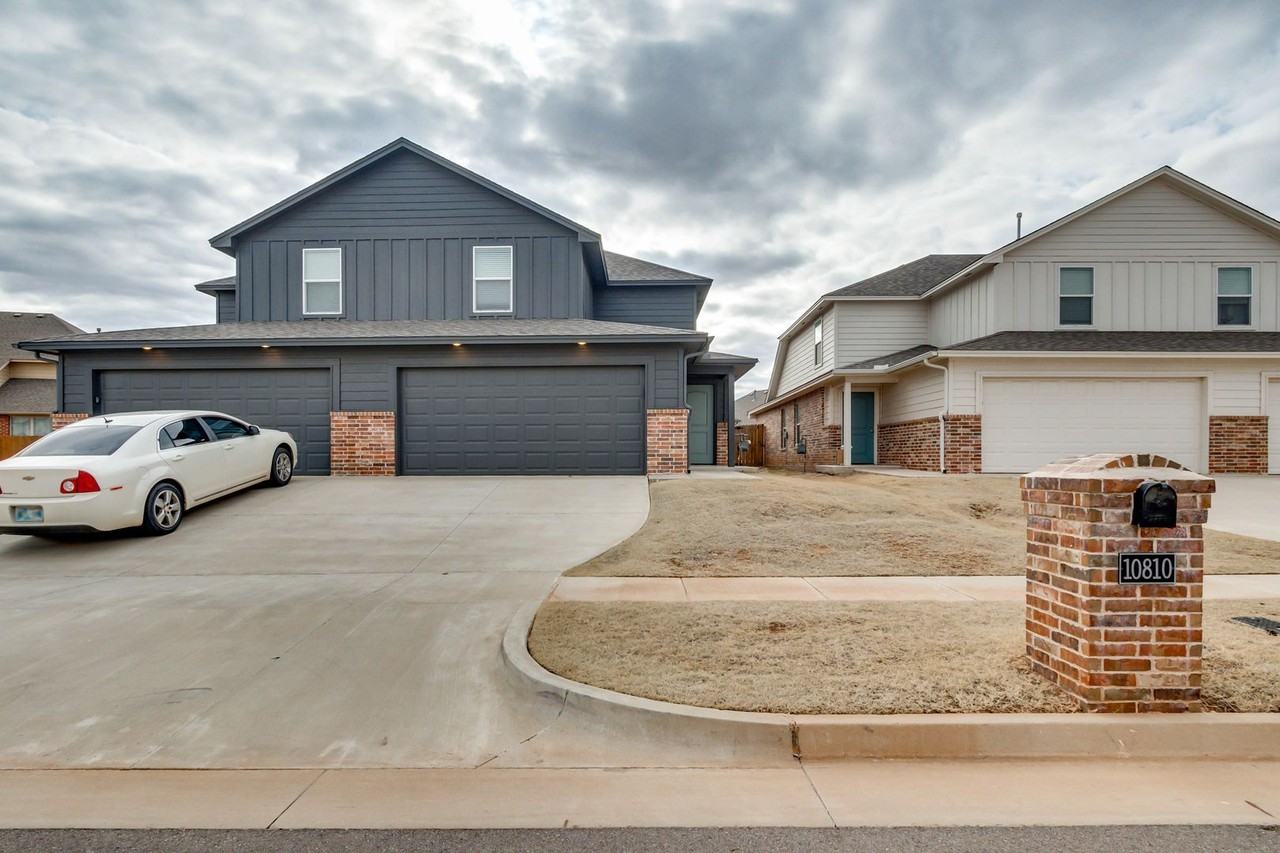 10810 Nw 119th Pl - Photo 3 of 50