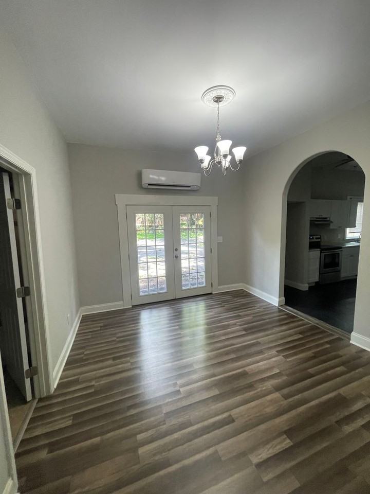 419 Cumberland Dr - Photo 2 of 20