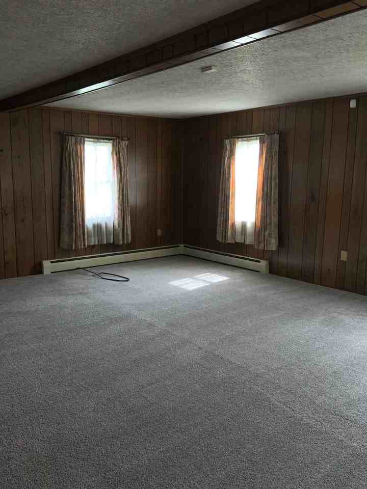 685 Dry Wells Rd - Photo 6 of 17