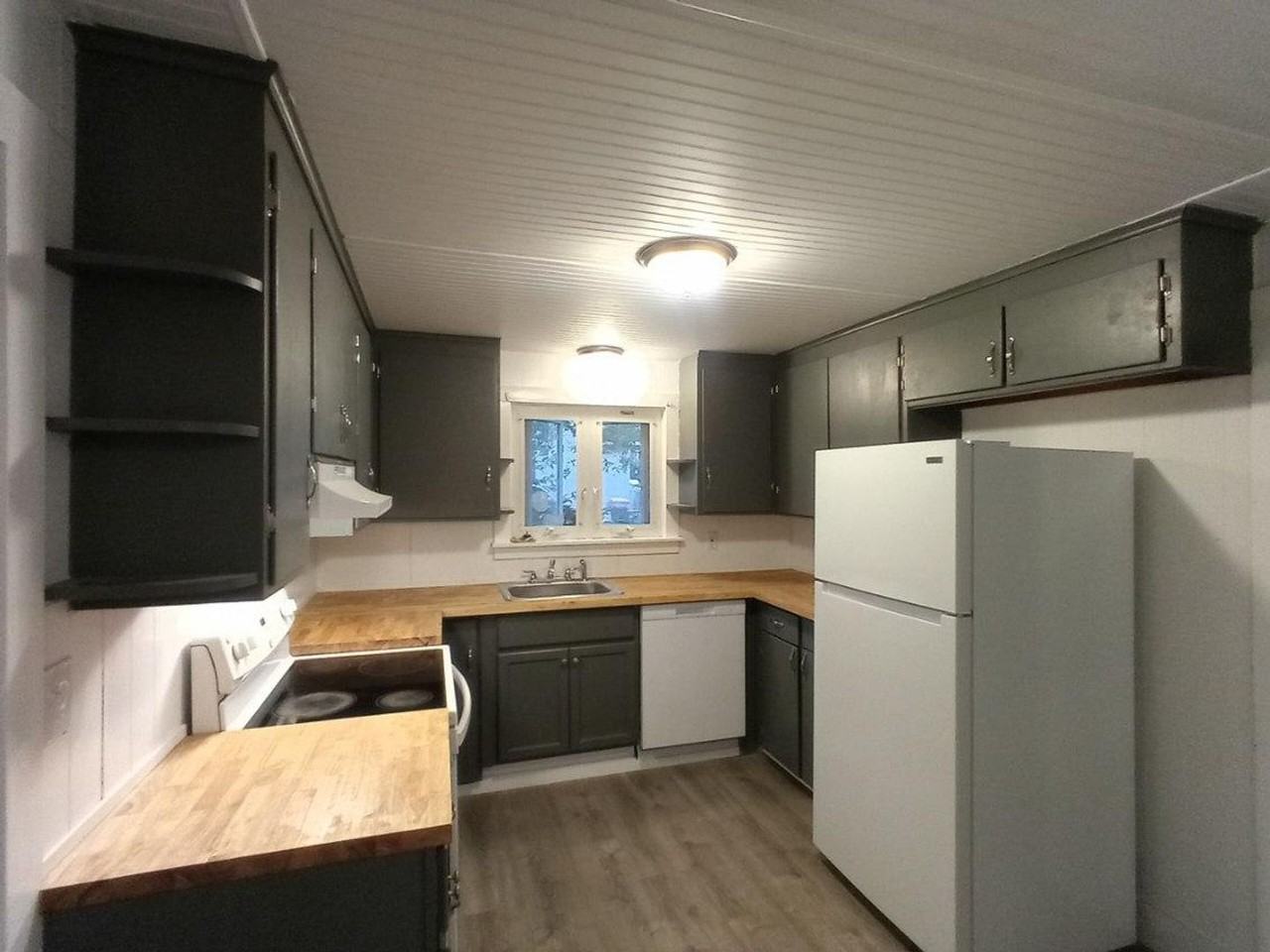 209 3rd St - Photo 2 of 43