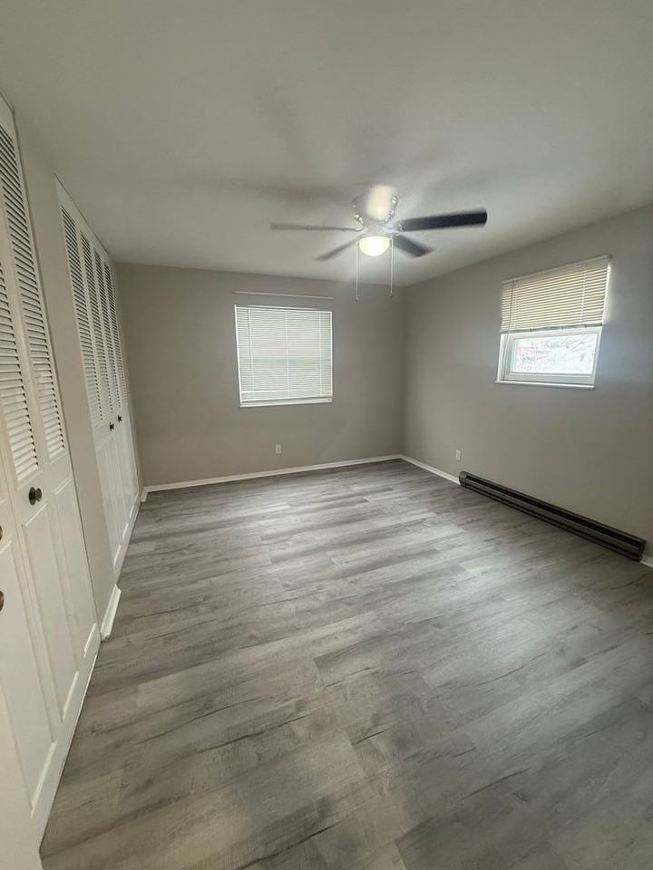 523 S Sandusky Ave - Photo 3 of 10