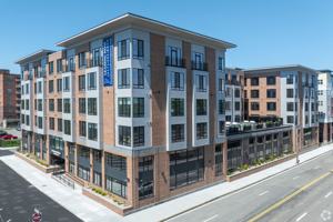 featured image of 33 Newport Ave