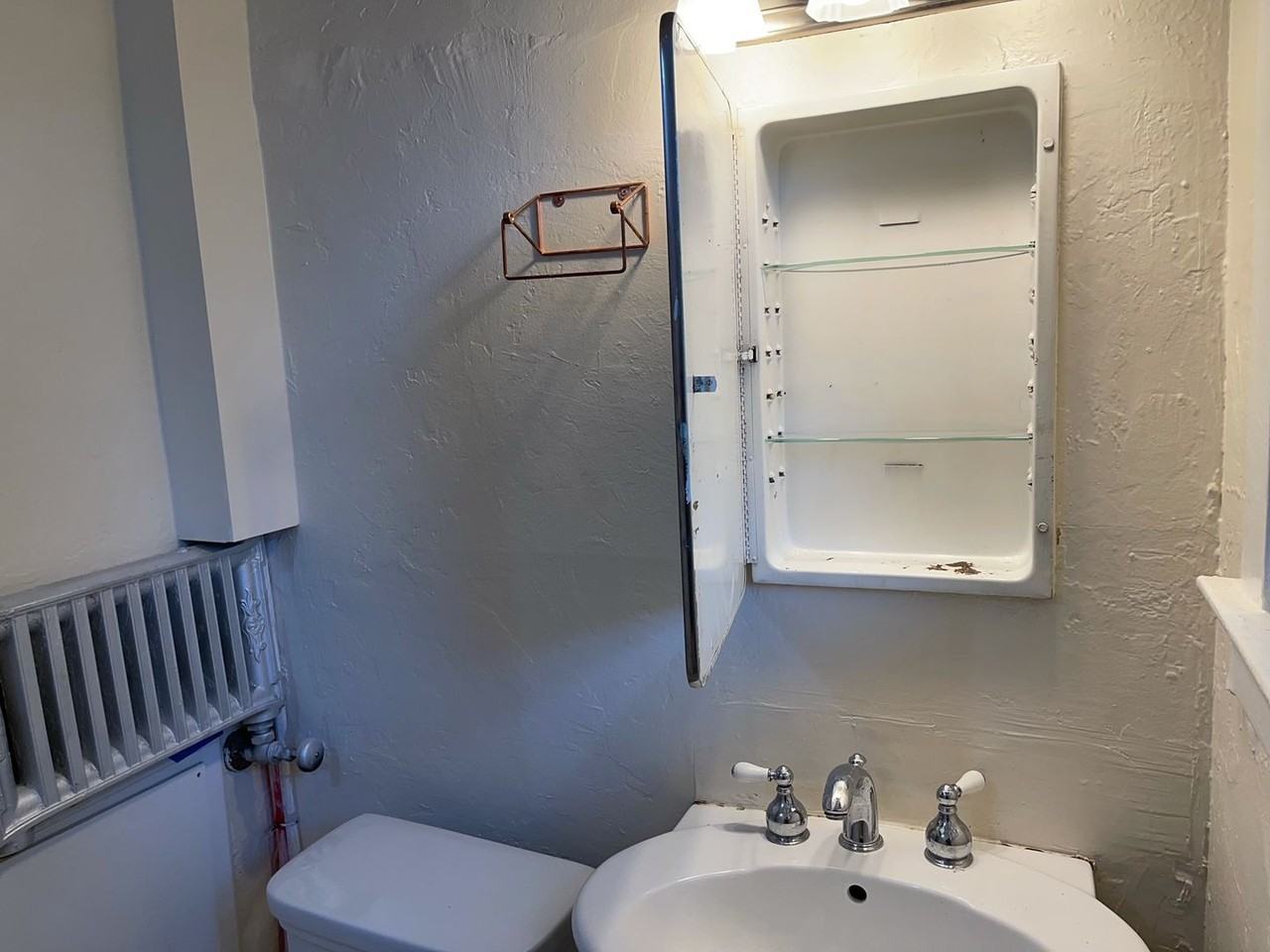 A Timeless Retreat with Old - Photo 7 of 25