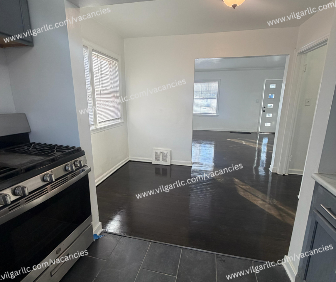 1218 W 47th Ave - Photo 4 of 22