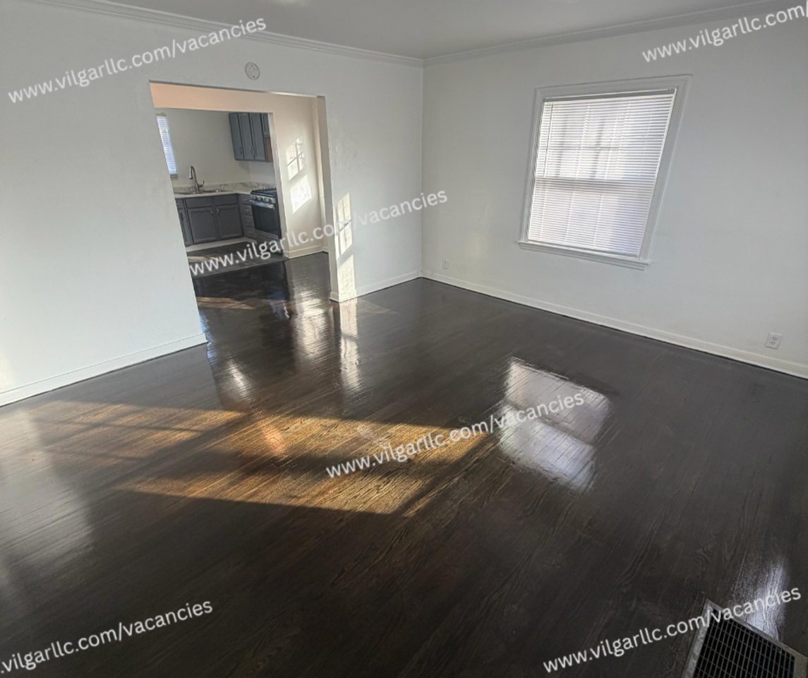 1218 W 47th Ave - Photo 7 of 22