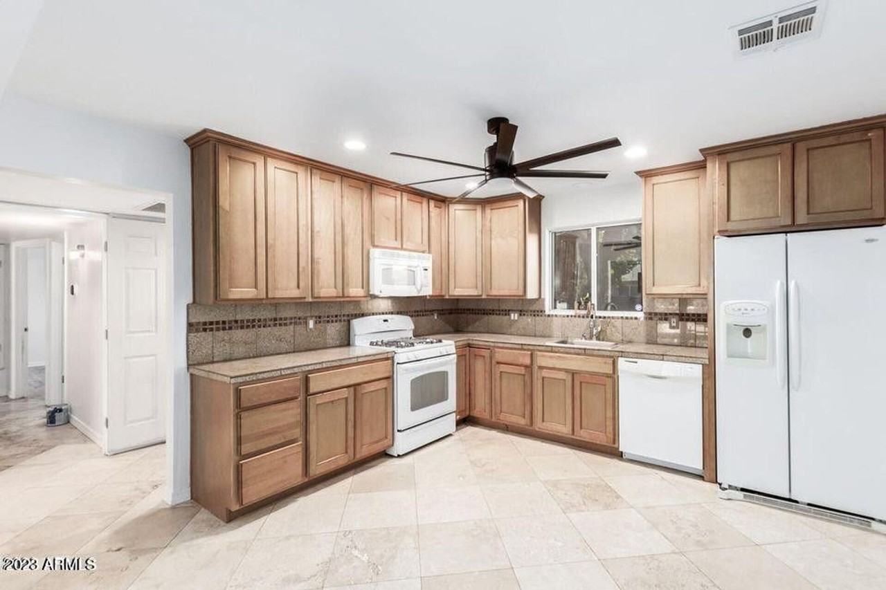 7544 E Kimsey Ln - Photo 6 of 18