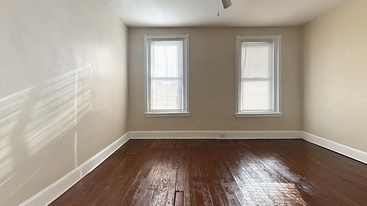 5471 Delancey St - Photo 5 of 15