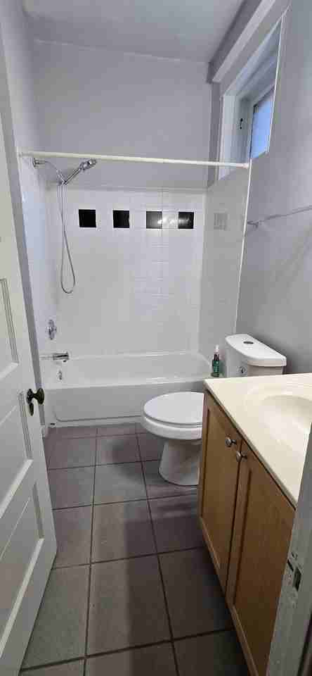 4961 Mcpherson Ave - Photo 7 of 19