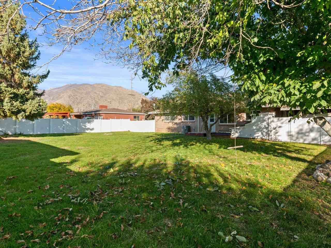 1465 N 1200 W - Photo 6 of 27