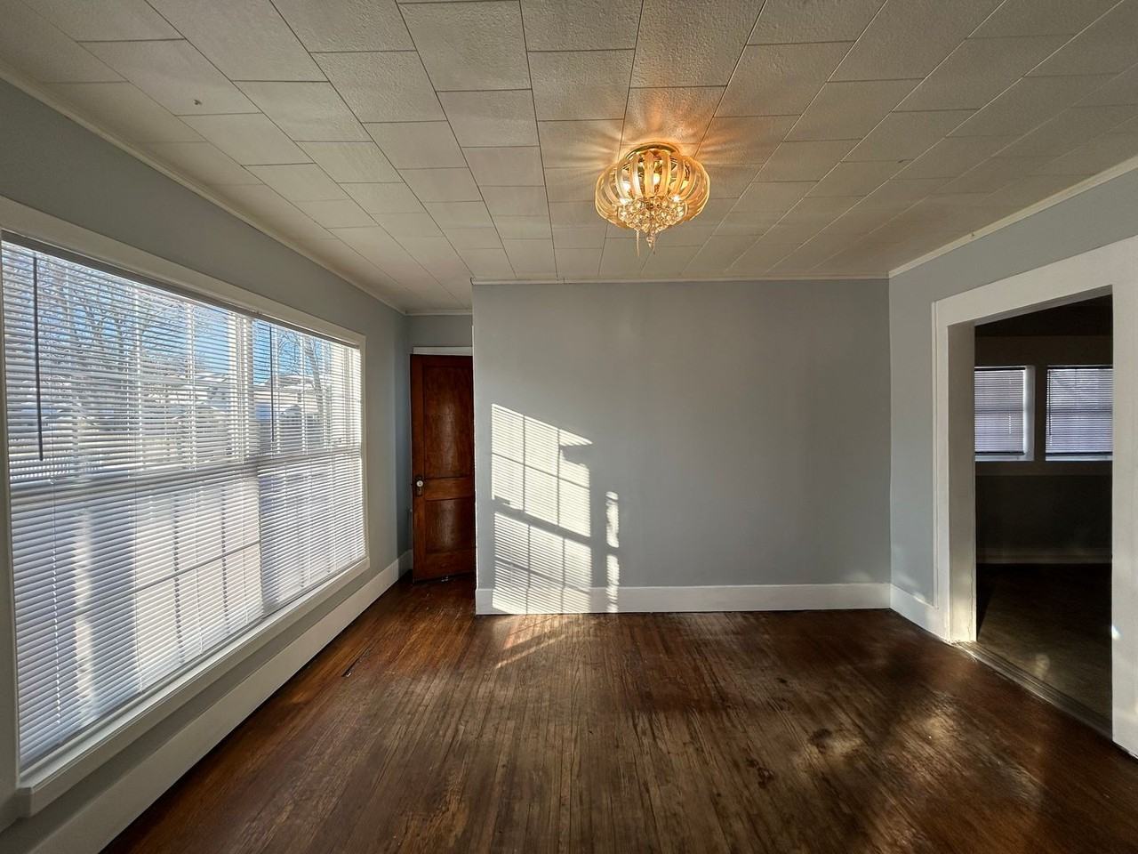 1829 Frances Ave - Photo 7 of 14