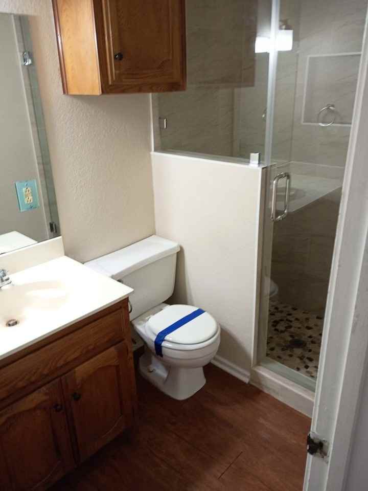 1008 Mitchell Ln - Photo 5 of 7