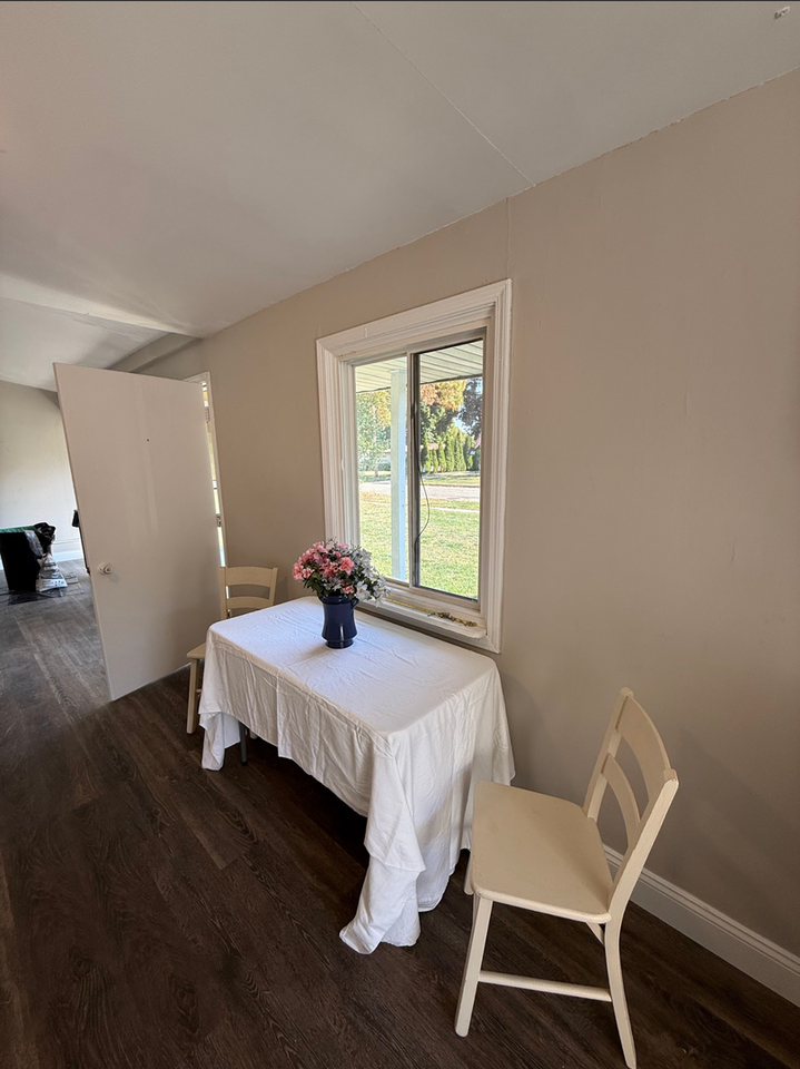 5006 Delbrook Ave - Photo 3 of 46